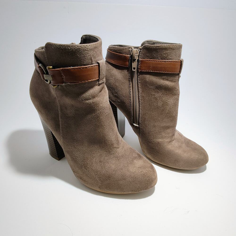 Bamboo Women's Size 5 1/2 Suede High‎ Heel Ankle Zip Boots